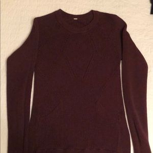 Lululemon sweater *not sure of size